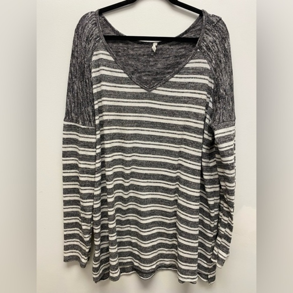 4 for $25 🍒 Pinkblush Charcoal and White Striped Ribbed Long Sleeve Top Size 3x